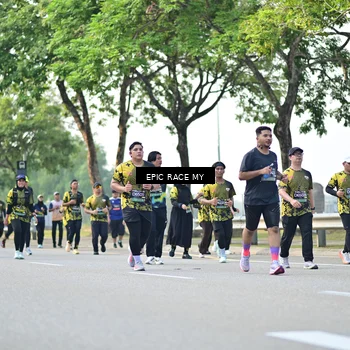 Runner Photo 6526340