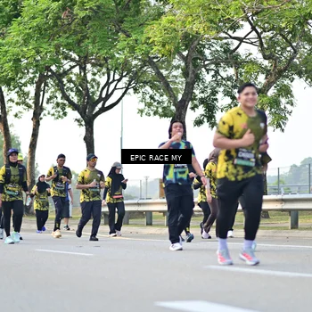 Runner Photo 6526342