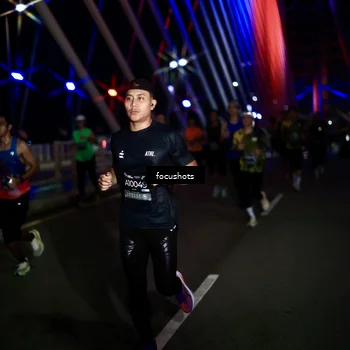 Runner Photo 6526381