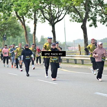 Runner Photo 6526394
