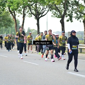 Runner Photo 6526424