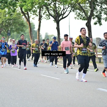 Runner Photo 6526463