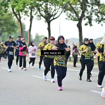 Runner Photo 6526518
