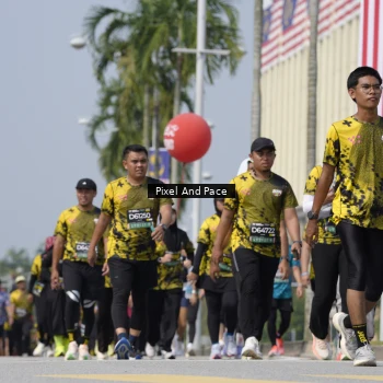 Runner Photo 6526536