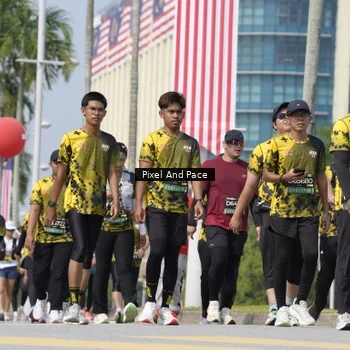 Runner Photo 6526540