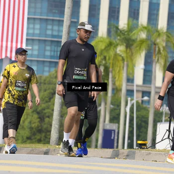 Runner Photo 6526635