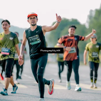 Runner Photo 6526663