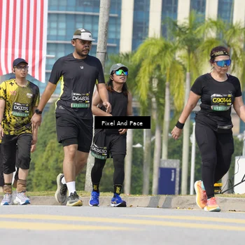 Runner Photo 6526665