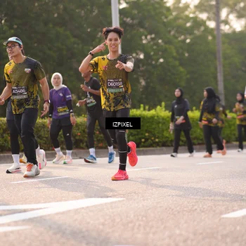 Runner Photo 6526680