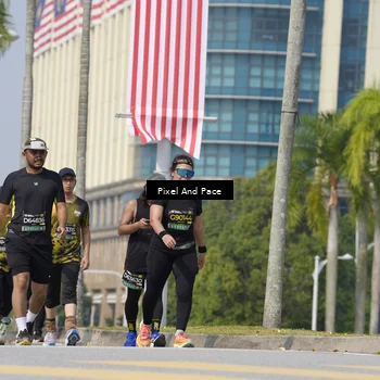 Runner Photo 6526686