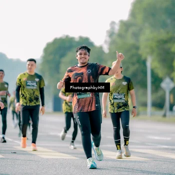 Runner Photo 6526692