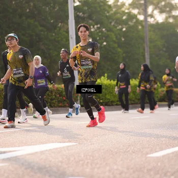 Runner Photo 6526694