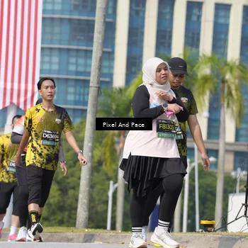 Runner Photo 6526859