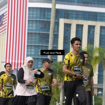 Runner Photo 6526864