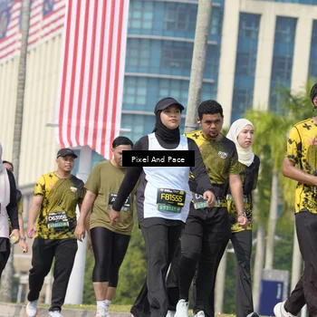 Runner Photo 6526908