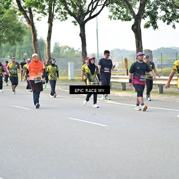 Runner Photo 6527006