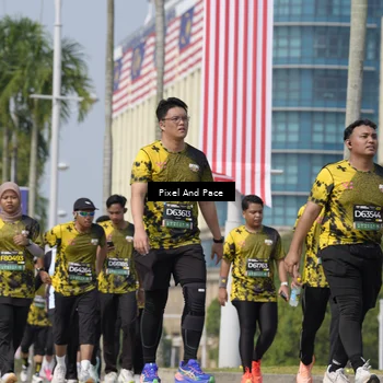 Runner Photo 6527023