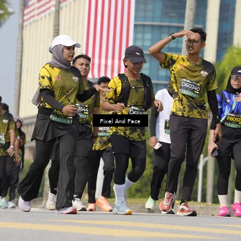 Runner Photo 6527053