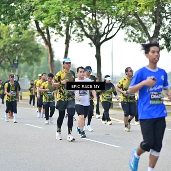 Runner Photo 6527070