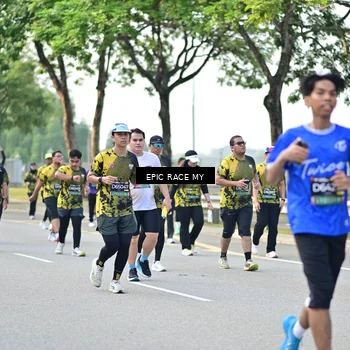 Runner Photo 6527075