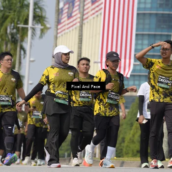 Runner Photo 6527080