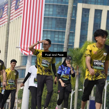 Runner Photo 6527086