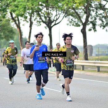 Runner Photo 6527093