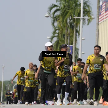 Runner Photo 6527106