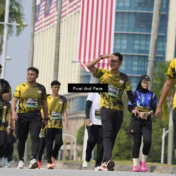 Runner Photo 6527109