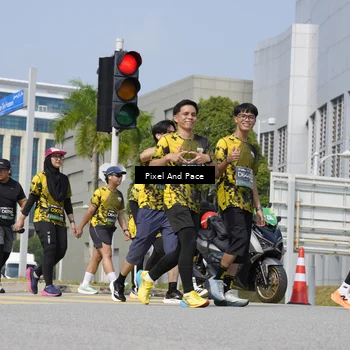 Runner Photo 6527148