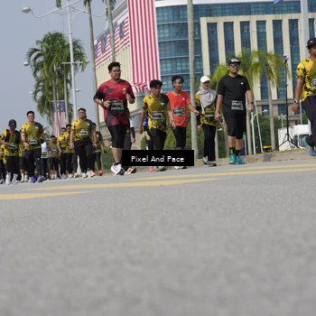 Runner Photo 6527154
