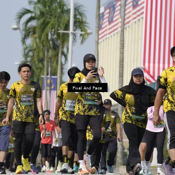 Runner Photo 6527280