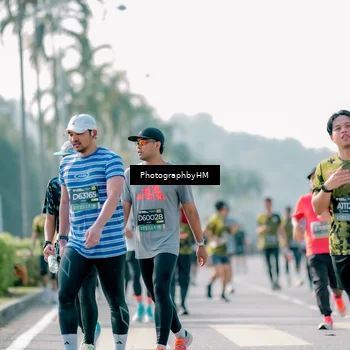 Runner Photo 6527287