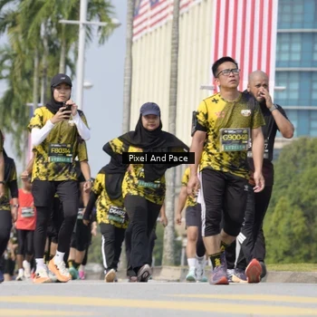 Runner Photo 6527291