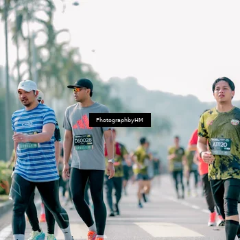 Runner Photo 6527297