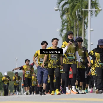 Runner Photo 6527319