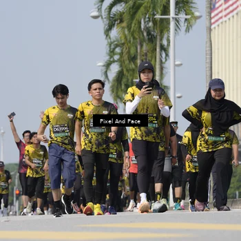 Runner Photo 6527356