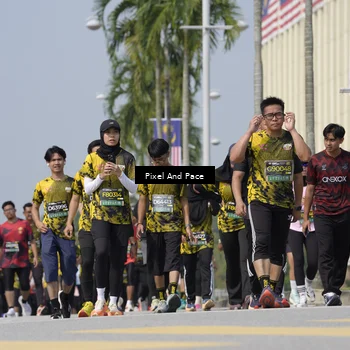 Runner Photo 6527362
