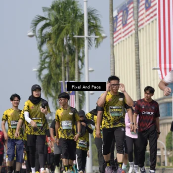 Runner Photo 6527363