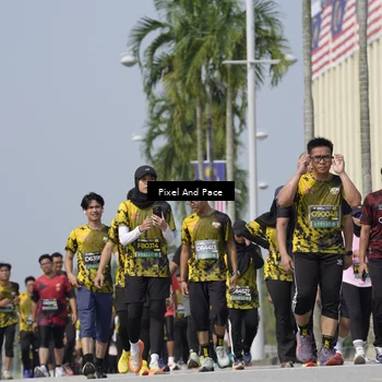 Runner Photo 6527379