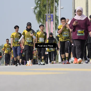 Runner Photo 6527393