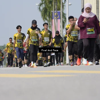 Runner Photo 6527397