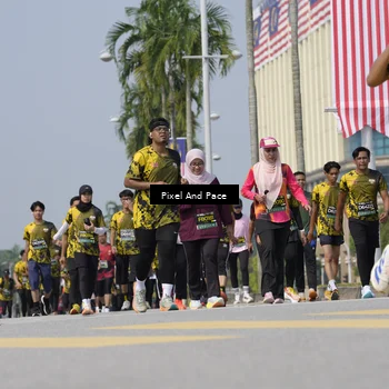 Runner Photo 6527444