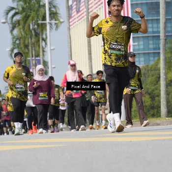 Runner Photo 6527478