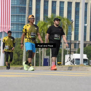 Runner Photo 6527504