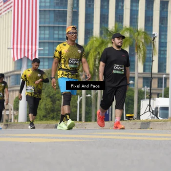 Runner Photo 6527530