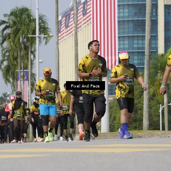 Runner Photo 6527569