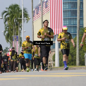 Runner Photo 6527584