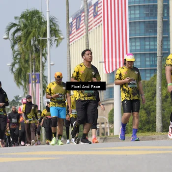 Runner Photo 6527605
