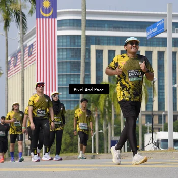 Runner Photo 6527675